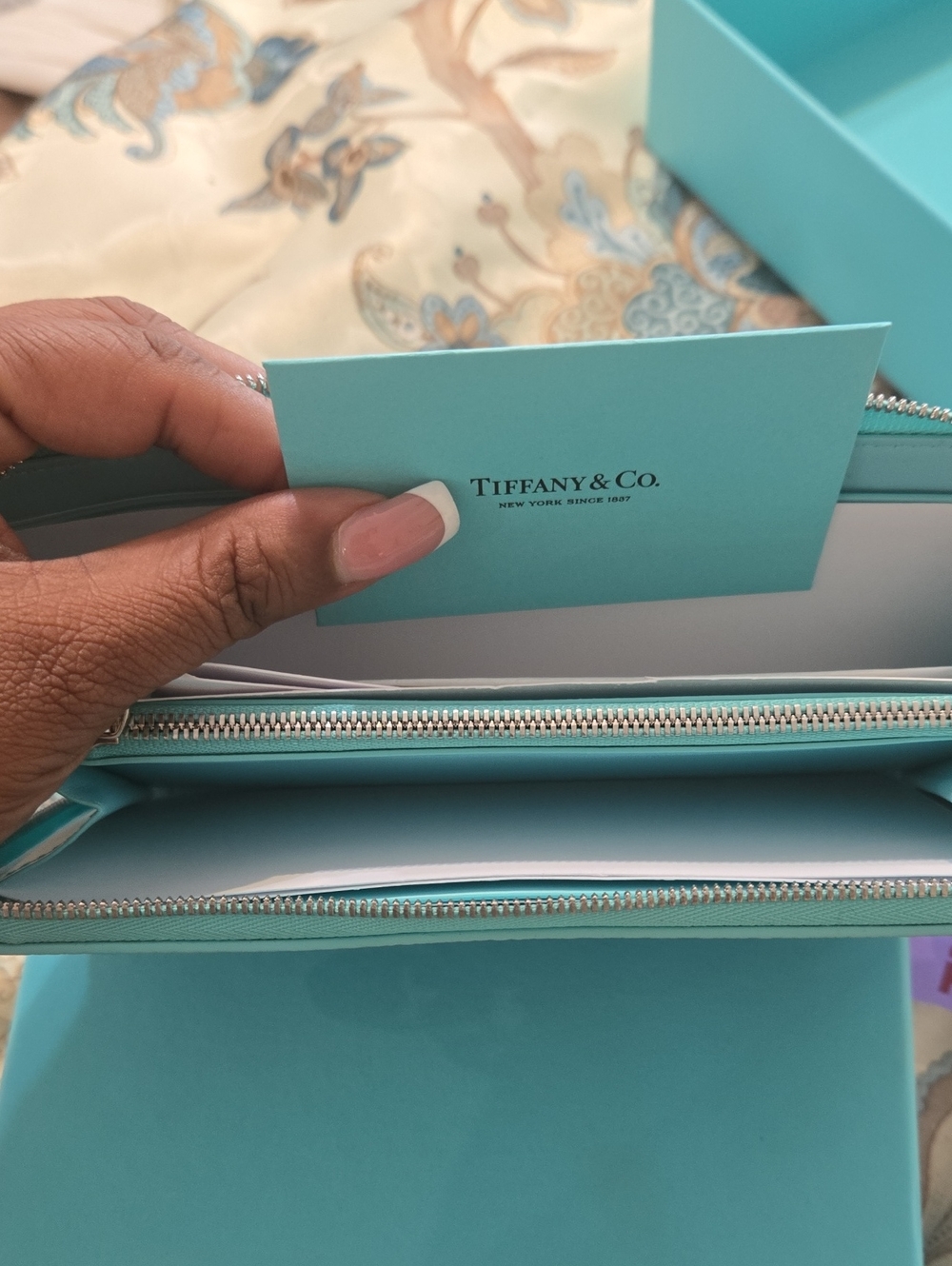 Tiffany and Co zip around wallet - Picture 3 of 4
